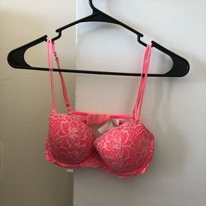 Pink date bra